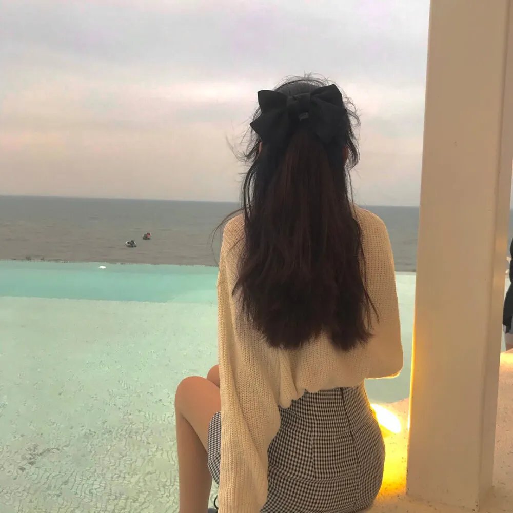 彩虹人封面